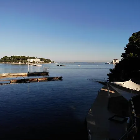 House Ritosa, For Max 8 Persons Area Poreč