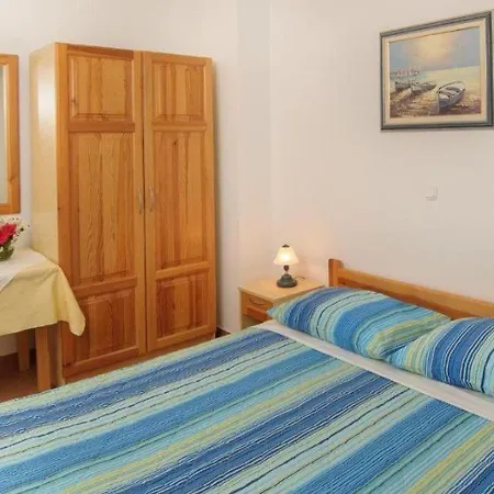 House Ritosa, For Max 8 Persons Area Poreč